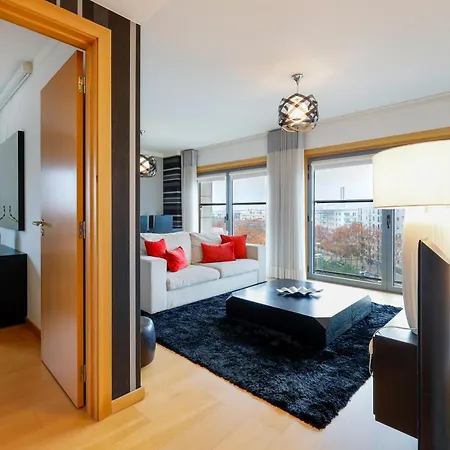 Oriente 57 By Iin - Parque Nacoes Apartment Lissabon