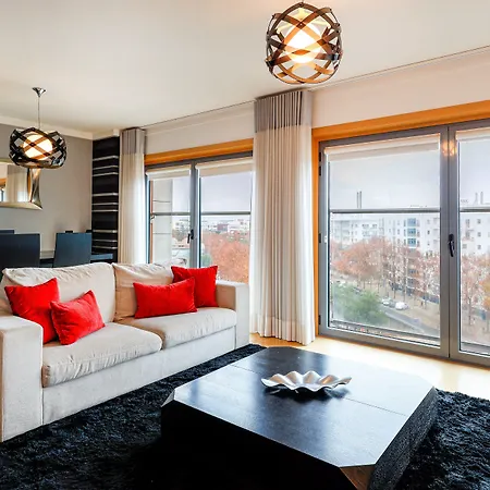Oriente 57 By Iin - Parque Nacoes Apartment