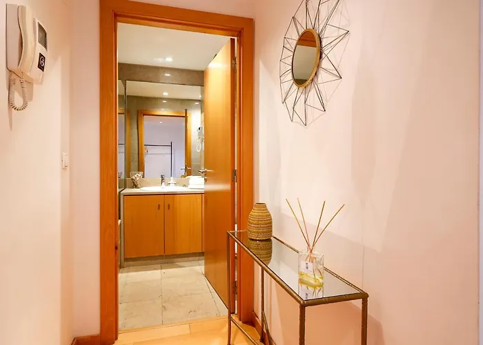 Oriente 57 By Iin - Parque Nacoes *