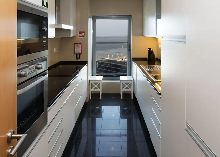 Oriente 57 By Iin - Parque Nacoes * Lisboa